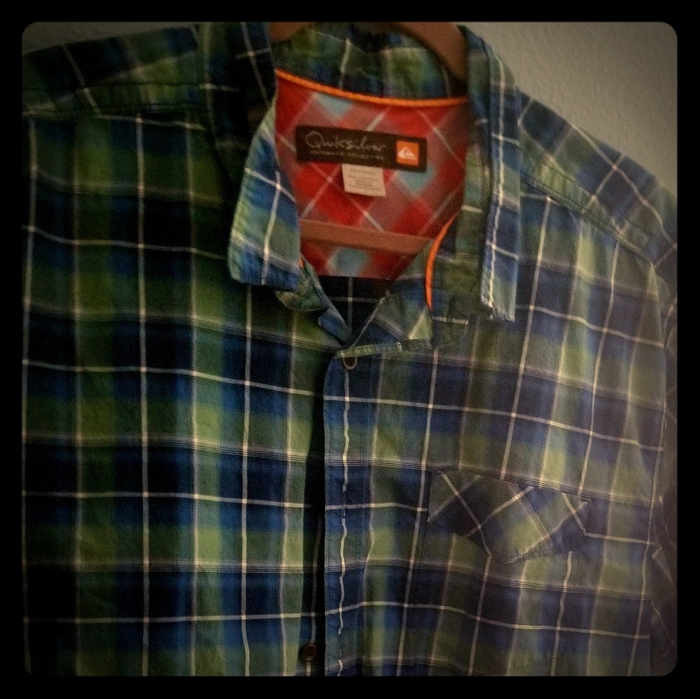 Mens QuickSilver Casual short sleeve shirt